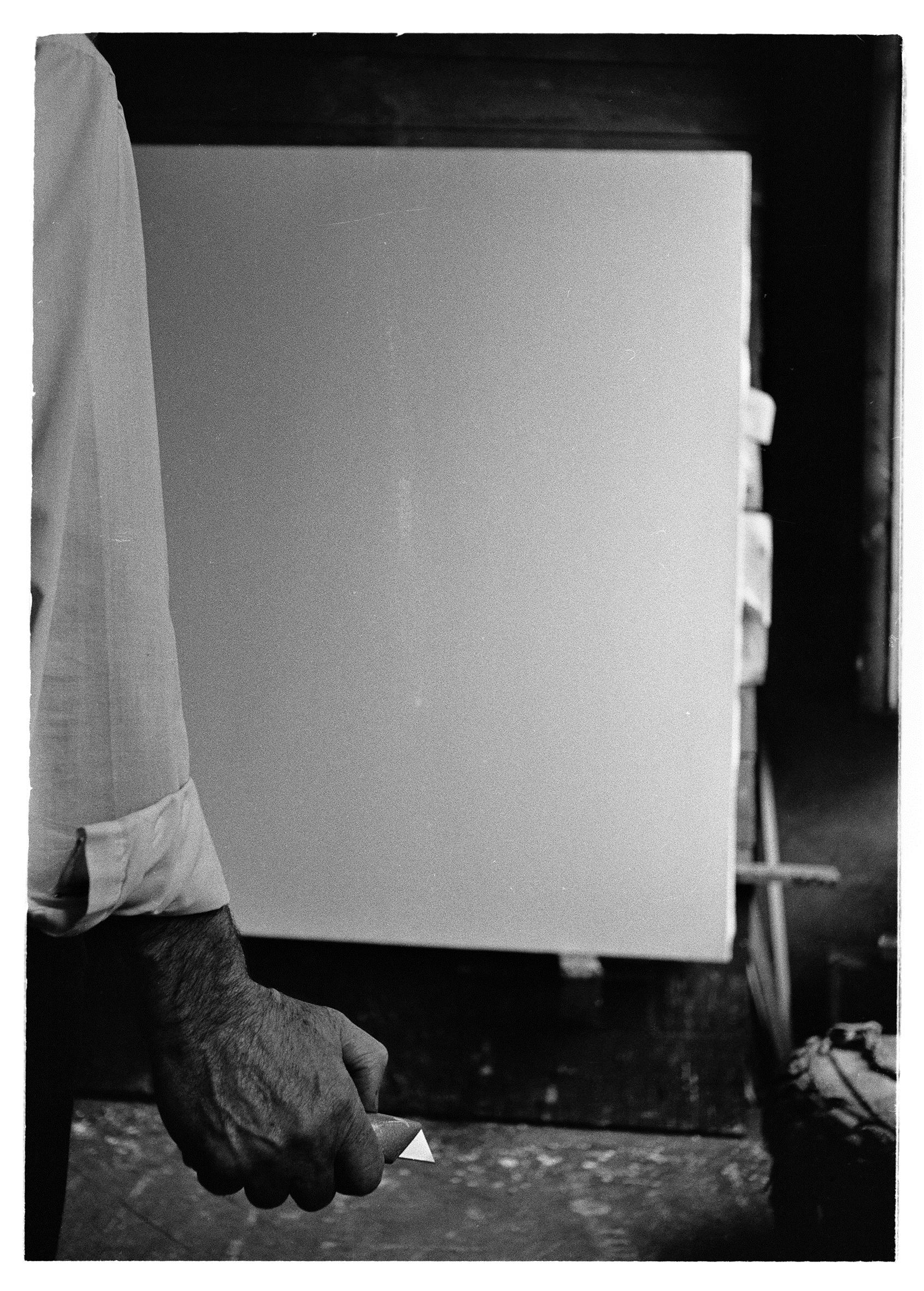 Lucio Fontana, L'Attesa, Milano (1)